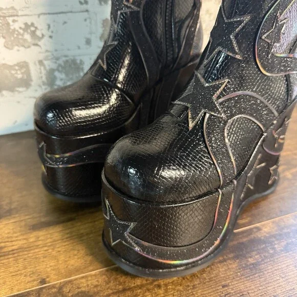 NEW - Dolls Kill - Club Exx - So It Goes Star Platform Shoes - Black - 7m - Picture 2 of 6